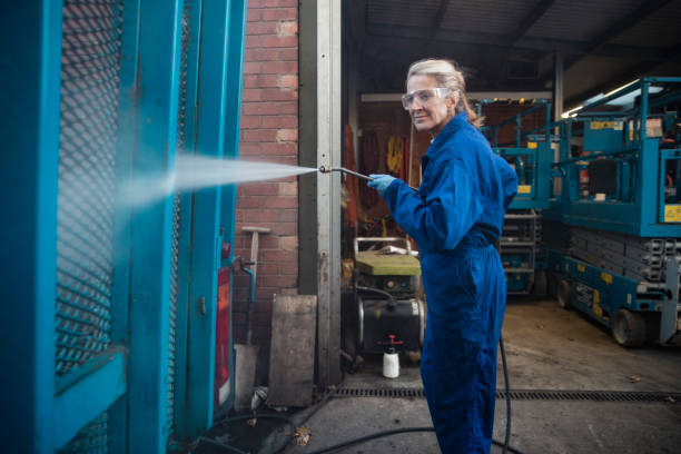 Best Residential Pressure Washing Services  in Bethel, AK