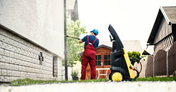 Best Pressure Washing Siding  in Bethel, AK